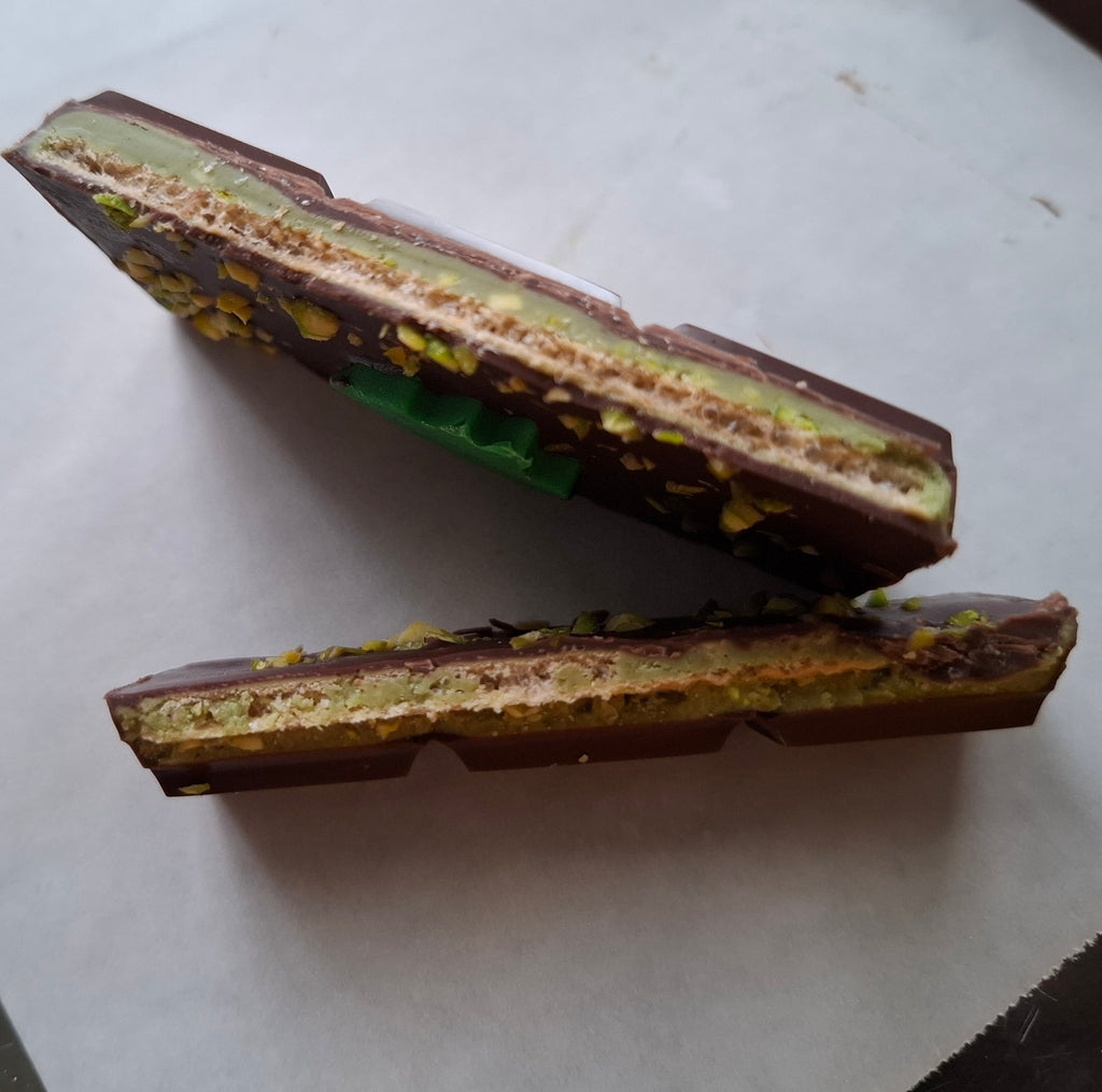 Pistachio Wafer Holidays Chocolate Bar